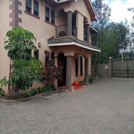 Palm Nest - Near Jkia Hotel Syokimau Exterior photo