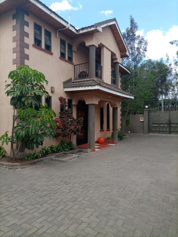 Palm Nest - Near Jkia Hotel Syokimau Exterior photo