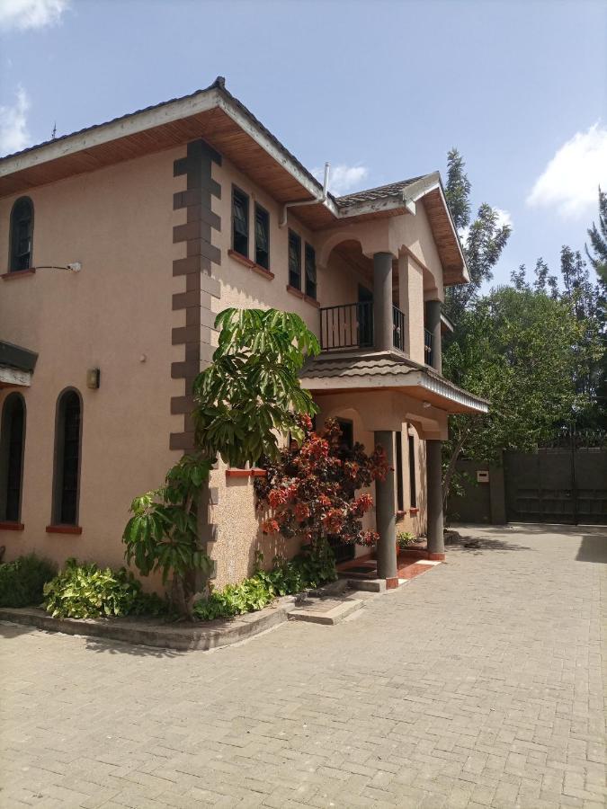 Palm Nest - Near Jkia Hotel Syokimau Exterior photo